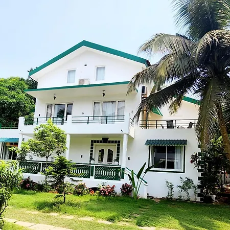 Luxurystays: Panache 9, 5-Bhk Villa Private Pool-3